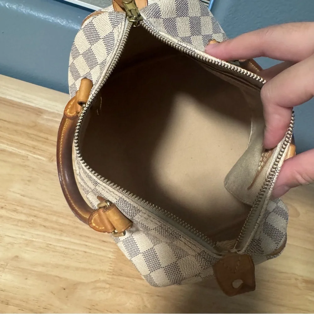 Louis Vuitton Damier Azur Speedy 25 - Picture 11 of 15